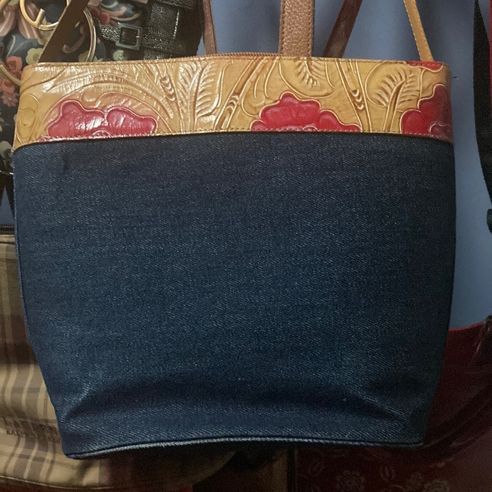 Bergē denim and leather trimming shoulder bag, Made in Italy